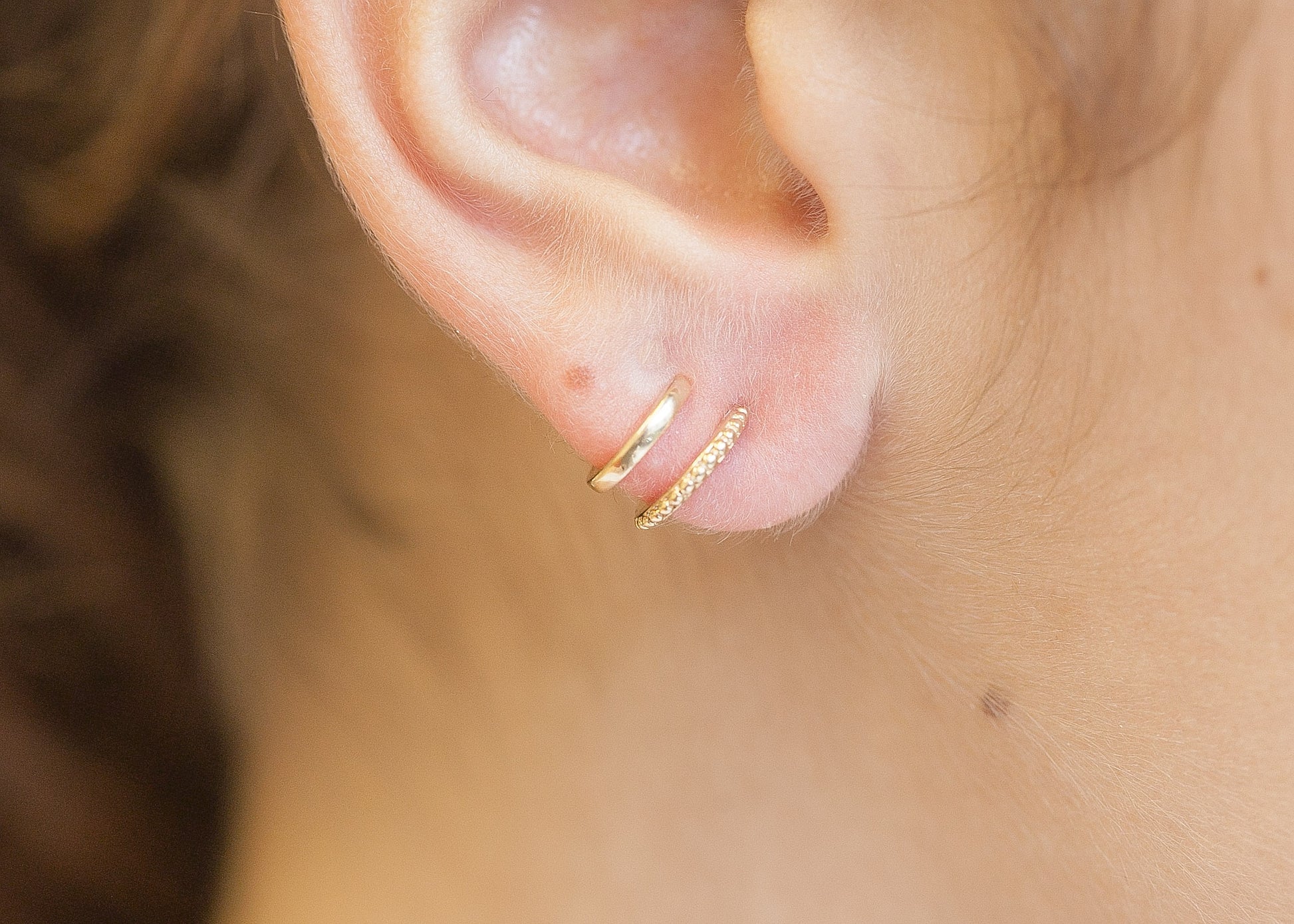 Boucles d'oreilles créoles doubles originales plaqué or